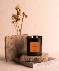 Velvet Ember – Luxe Scented Candle